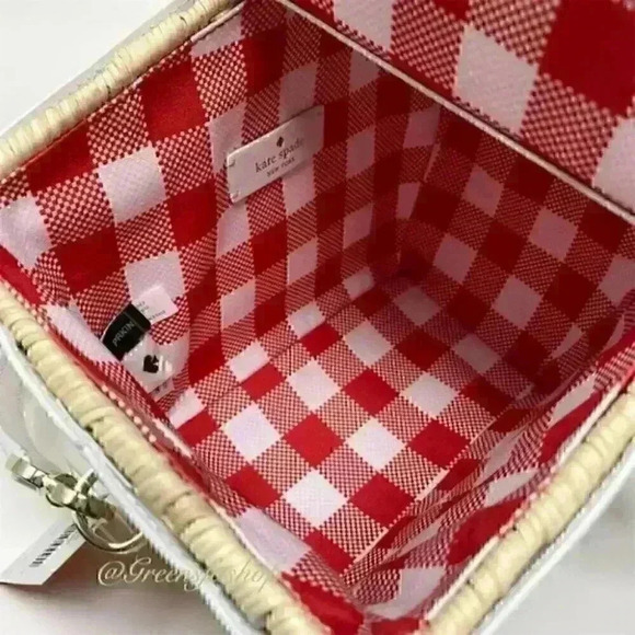 New Kate Spade Picnic Basket Strawberry - Picture 7 of 9